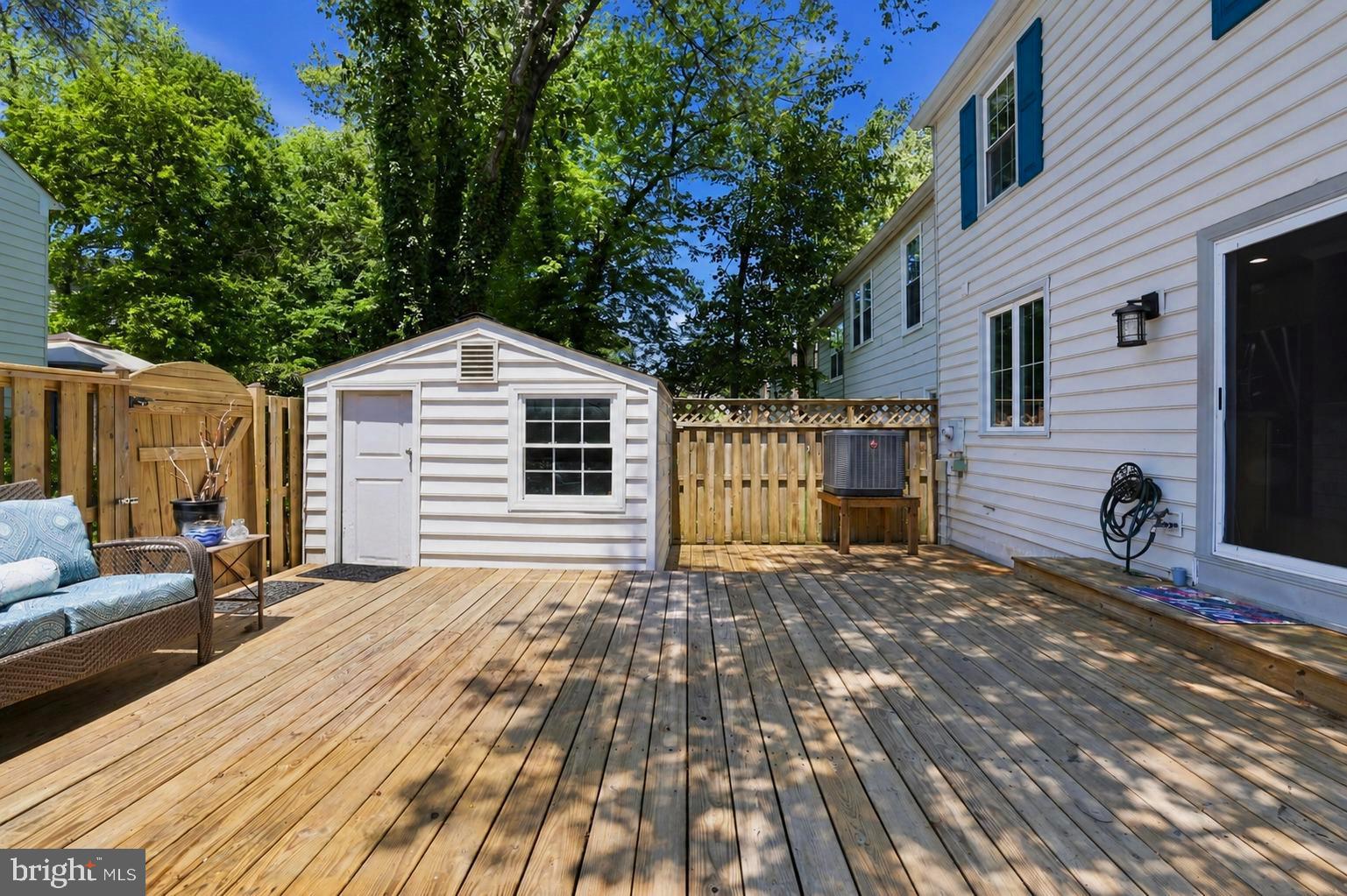 5433 LIGHTHOUSE LANE