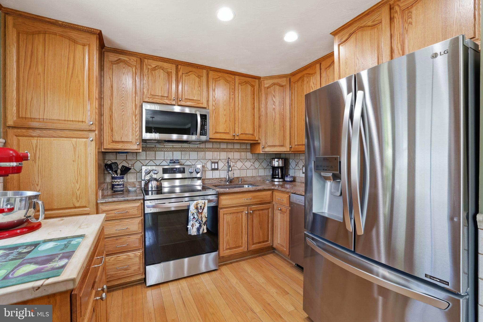 5433 LIGHTHOUSE LANE