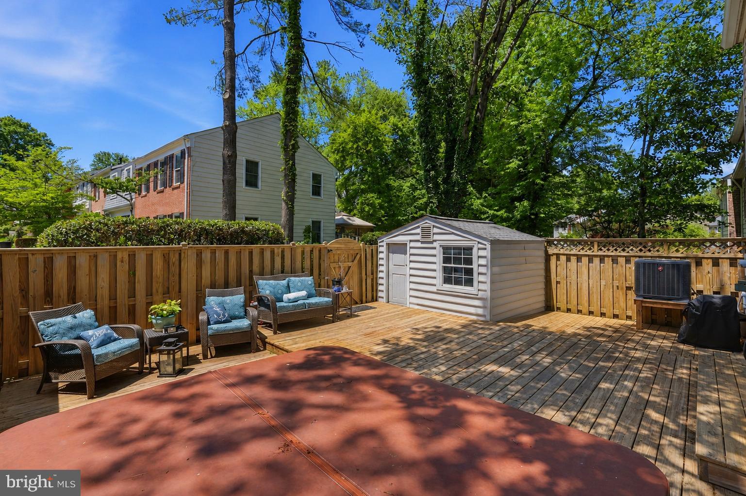 5433 LIGHTHOUSE LANE