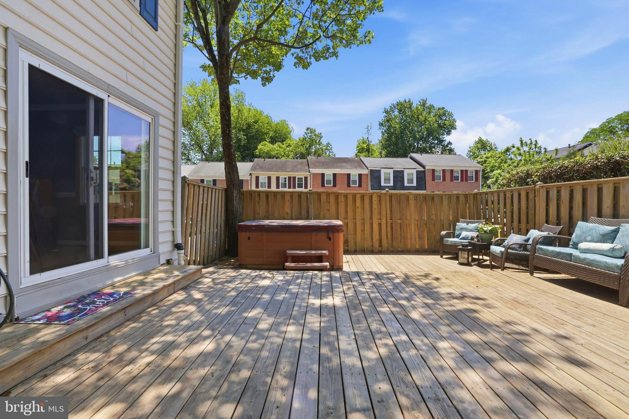5433 LIGHTHOUSE LANE
