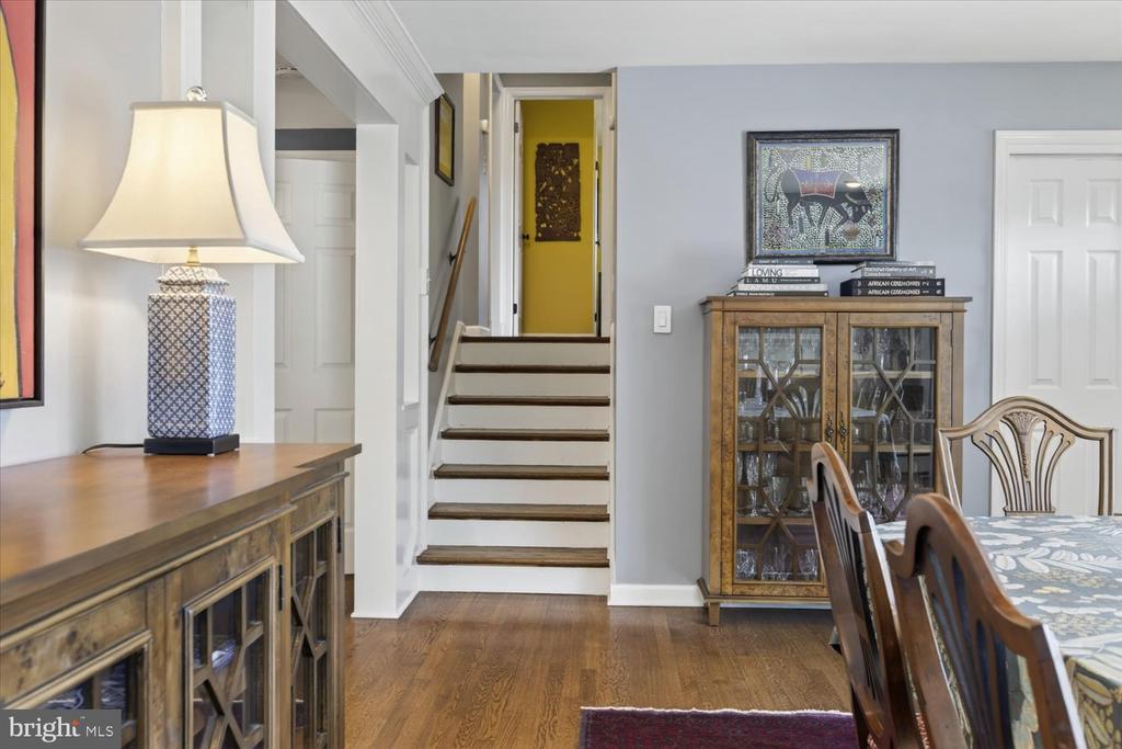 2212 REDDFIELD DRIVE
