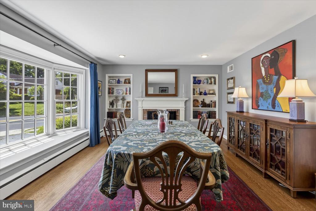 2212 REDDFIELD DRIVE