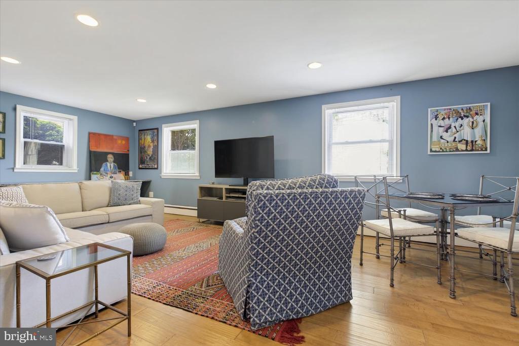 2212 REDDFIELD DRIVE