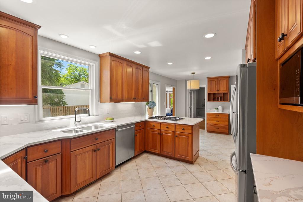 7115 COLGATE DRIVE