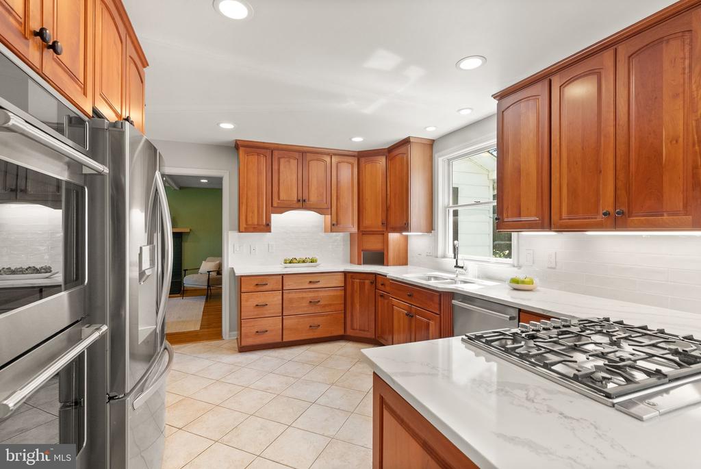 7115 COLGATE DRIVE
