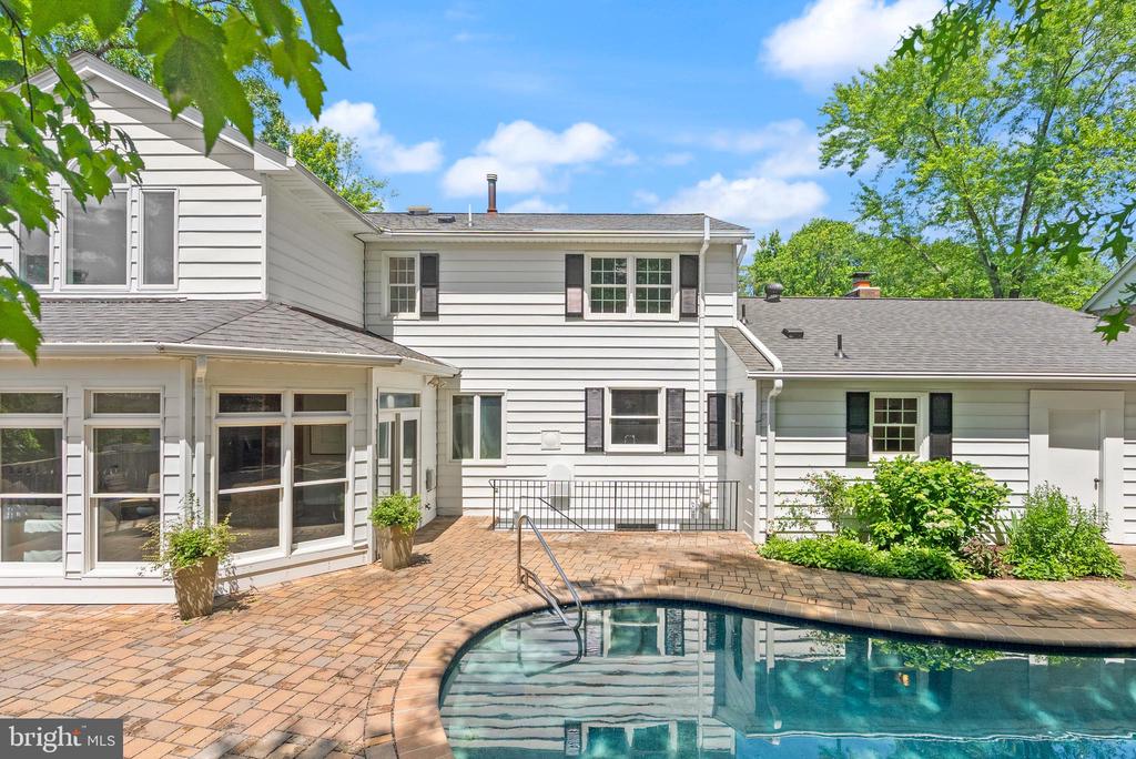 7115 COLGATE DRIVE