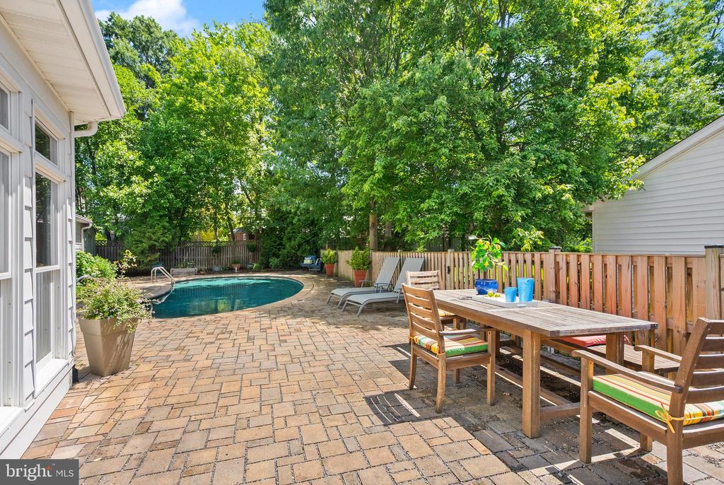 7115 COLGATE DRIVE