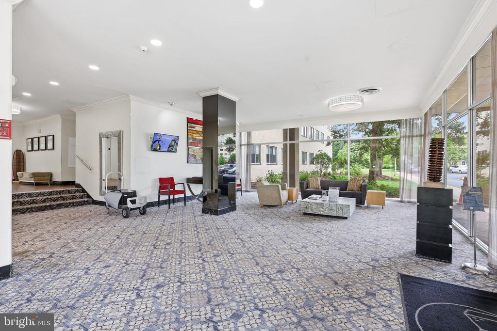 6631 WAKEFIELD DRIVE 519