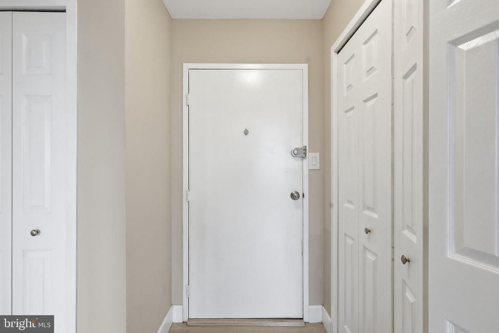 6631 WAKEFIELD DRIVE 519