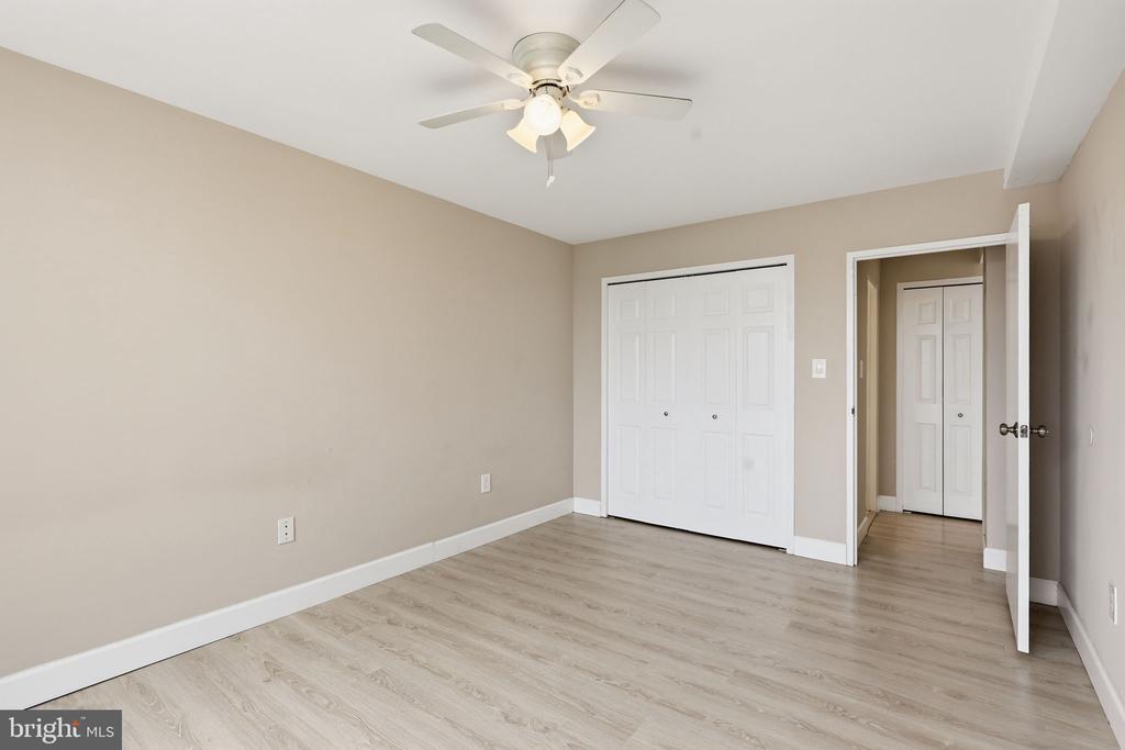 6631 WAKEFIELD DRIVE 519