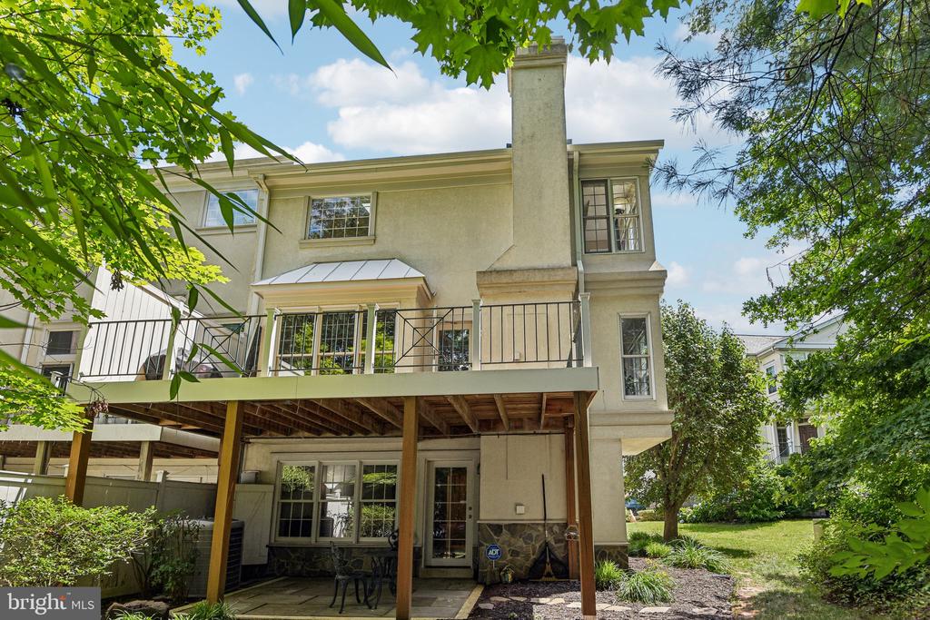 4014 DOGBERRY LANE