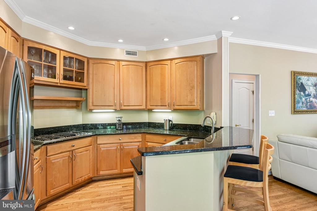 4014 DOGBERRY LANE
