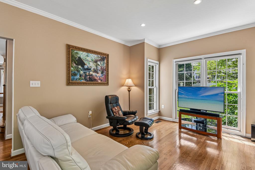 4014 DOGBERRY LANE