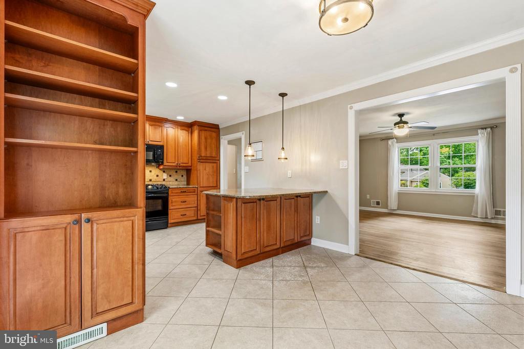 3900 FLAGSTONE TERRACE