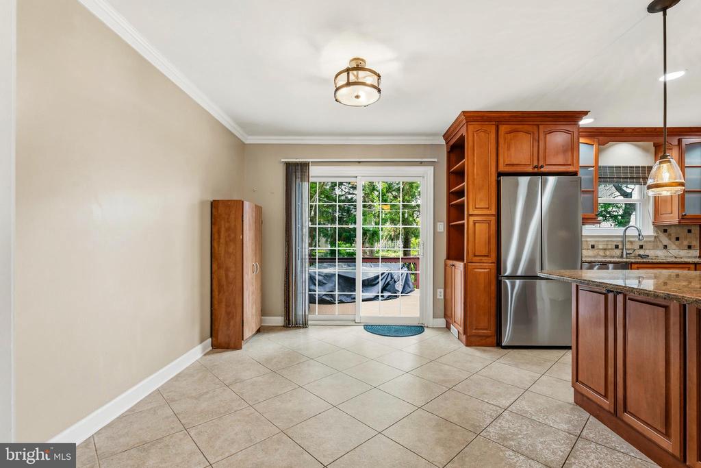 3900 FLAGSTONE TERRACE
