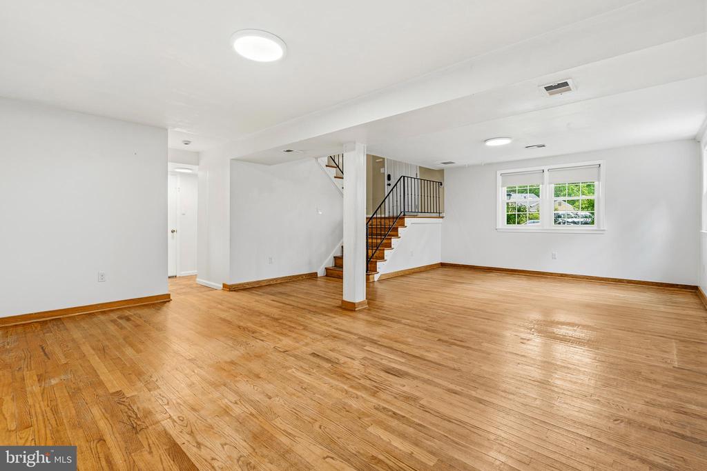 3900 FLAGSTONE TERRACE