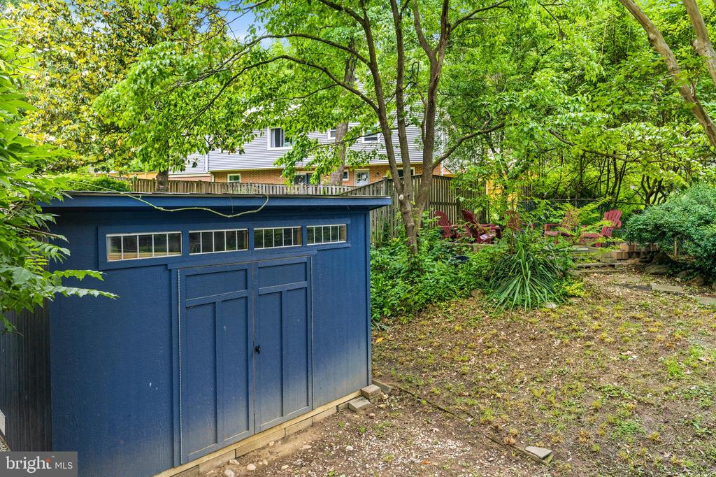 3900 FLAGSTONE TERRACE