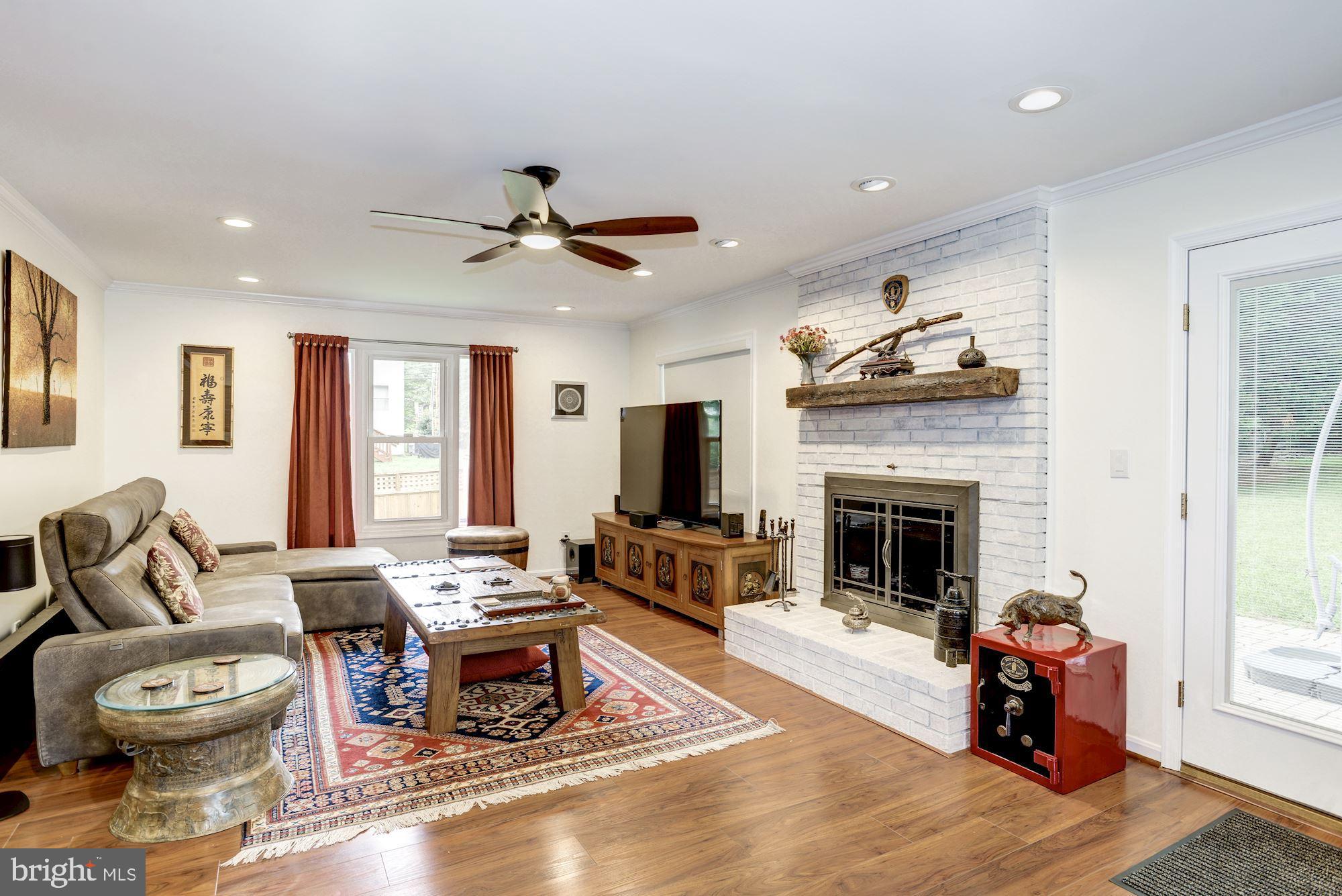 6788 LITTLE RIVER TURNPIKE