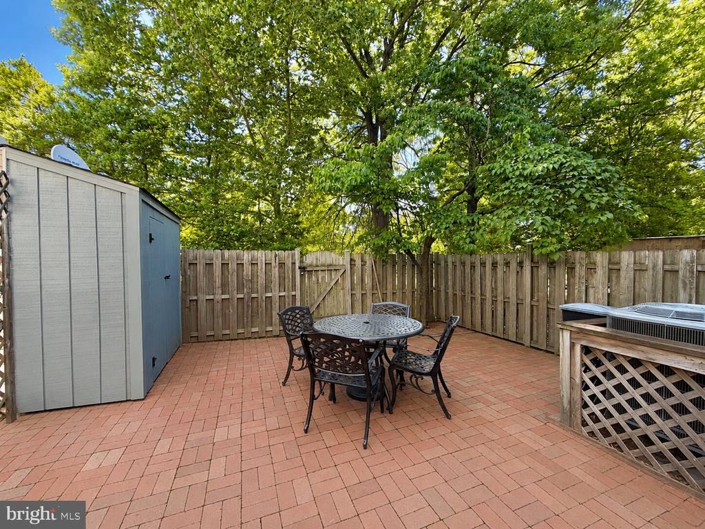 7911 YANCEY DRIVE