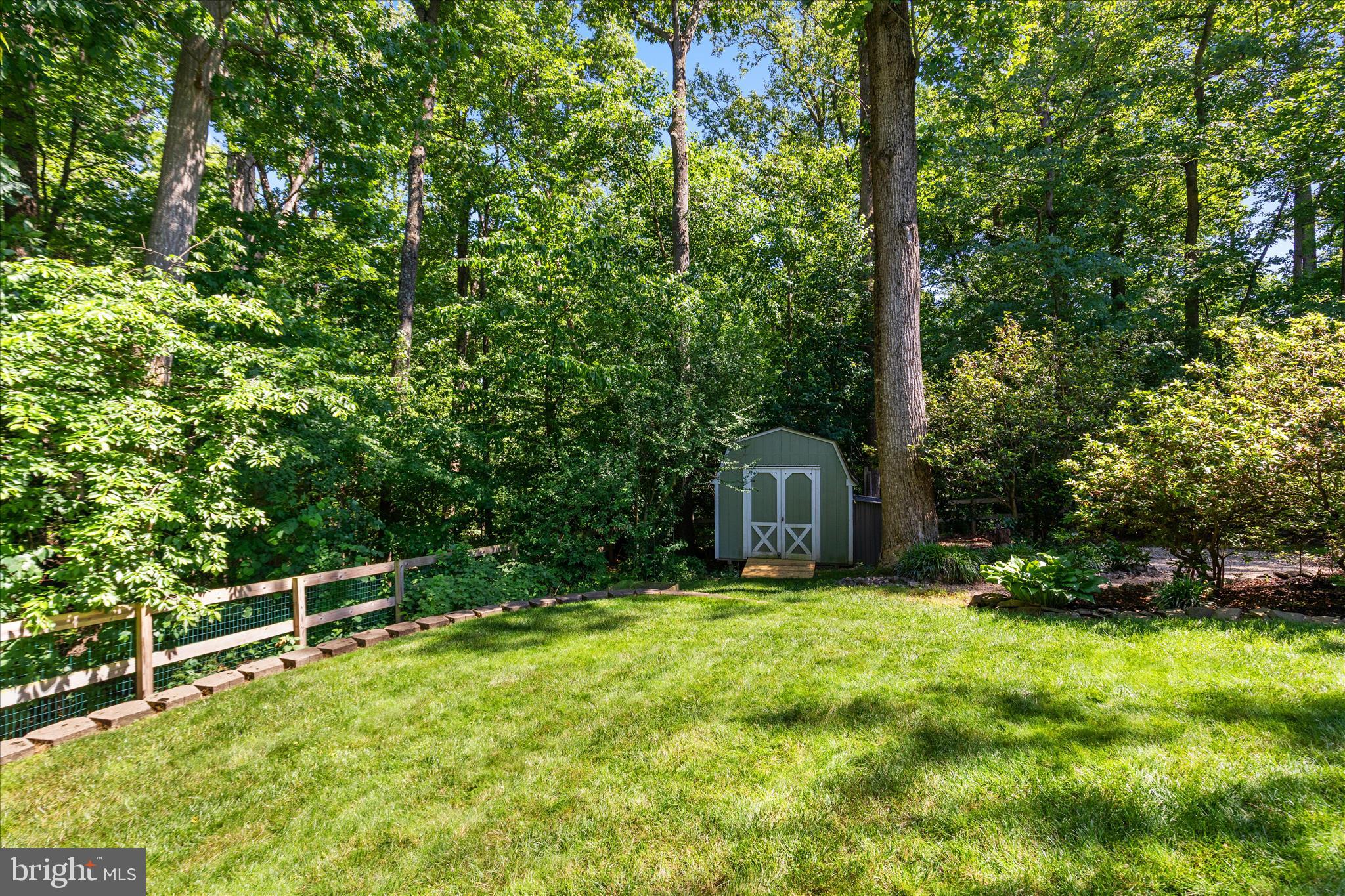 8201 RUNNING CREEK COURT