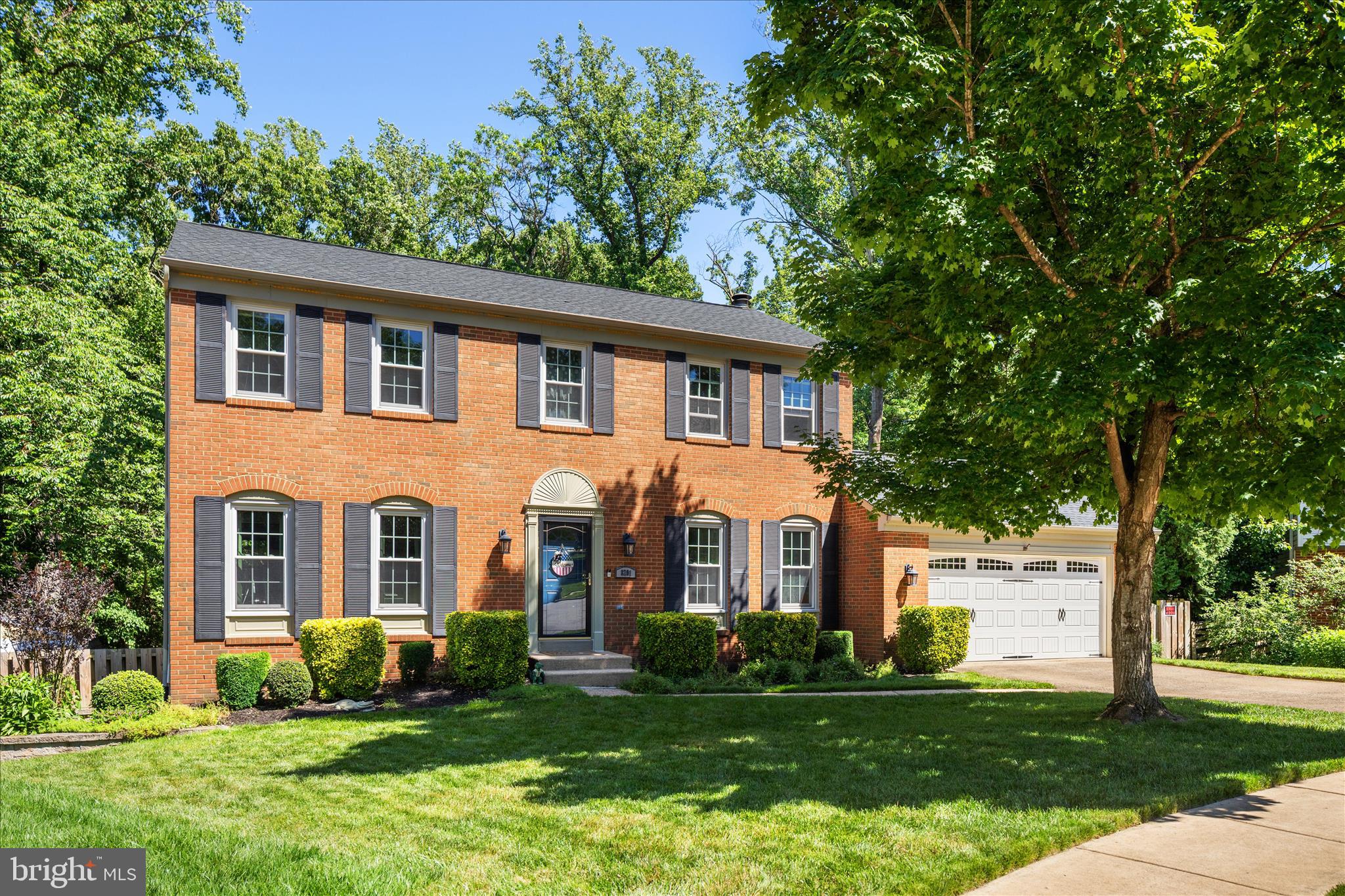 8201 RUNNING CREEK COURT