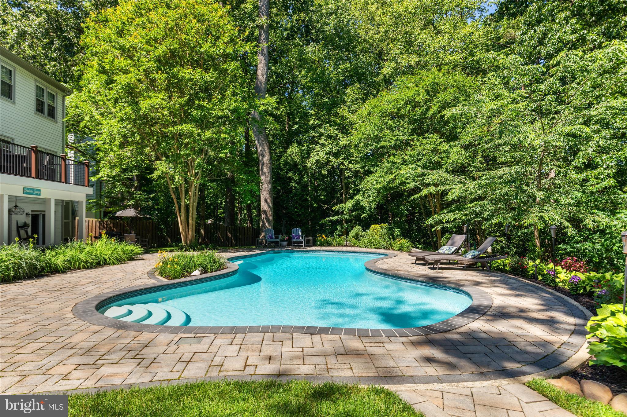 8201 RUNNING CREEK COURT