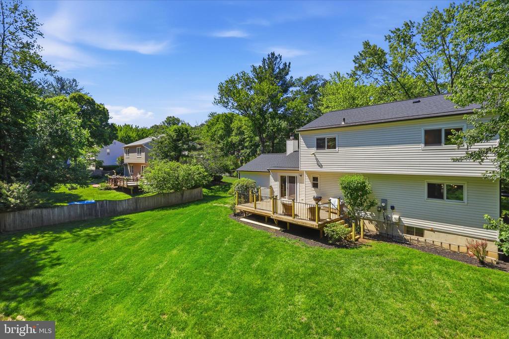 2412 ROSEDOWN DRIVE