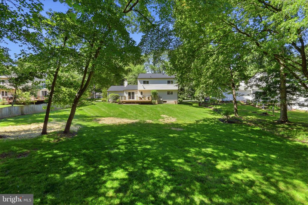 2412 ROSEDOWN DRIVE