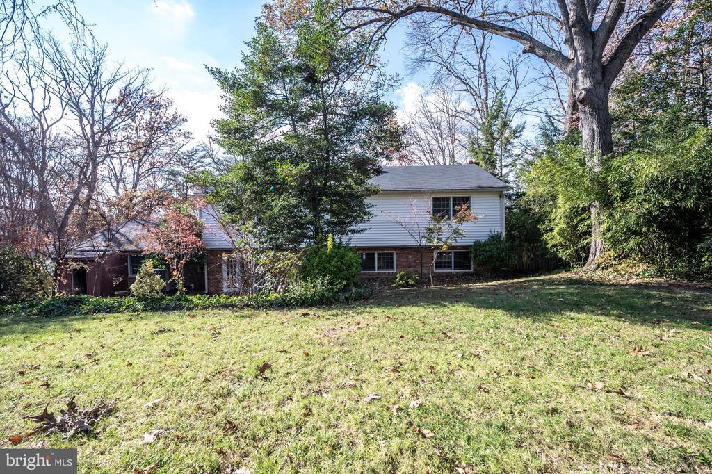 3606 PINETREE TERRACE