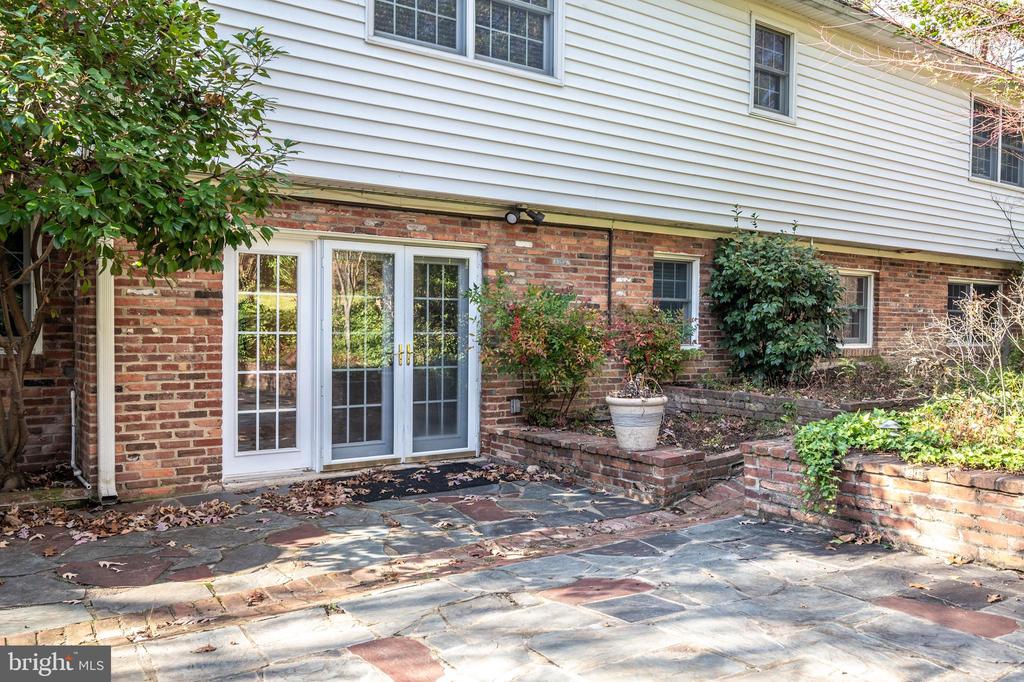 3606 PINETREE TERRACE
