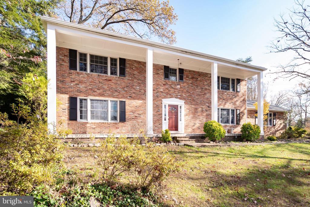 3606 PINETREE TERRACE