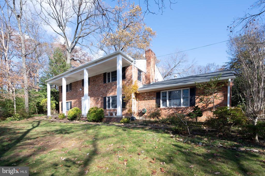 3606 PINETREE TERRACE