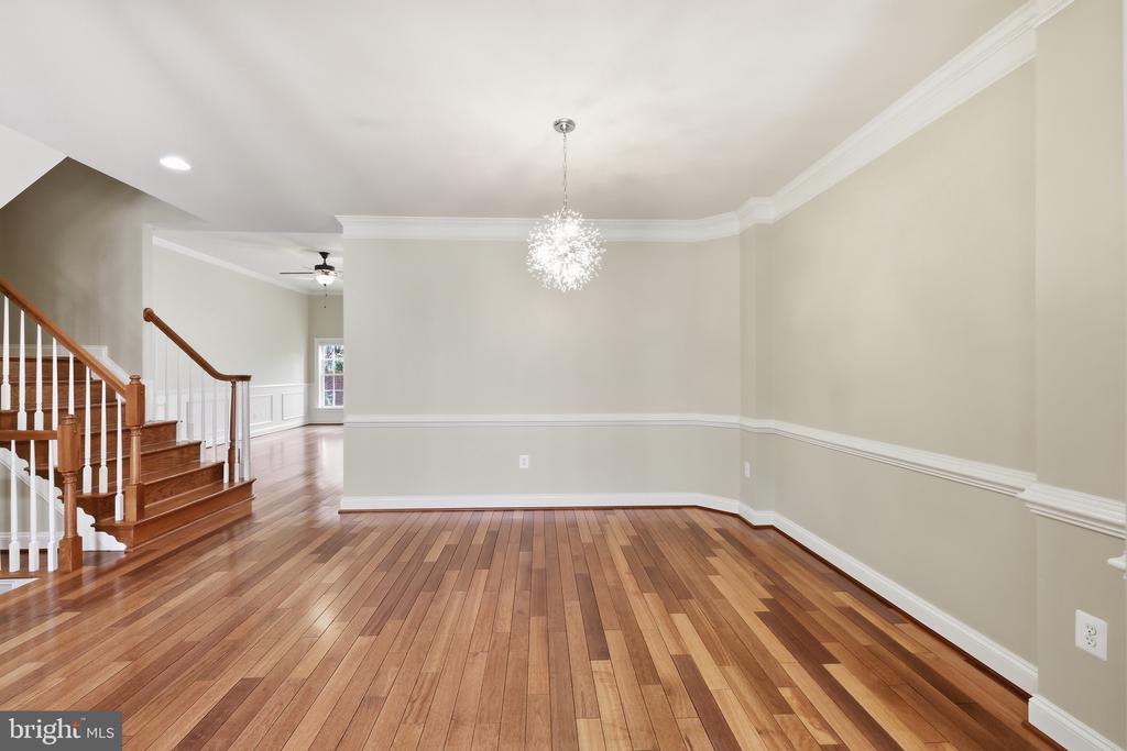 6403 VELLIETY LANE