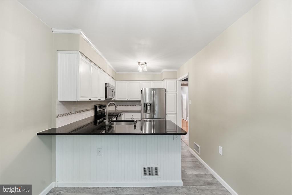 6197 WELLINGTON COMMONS DRIVE