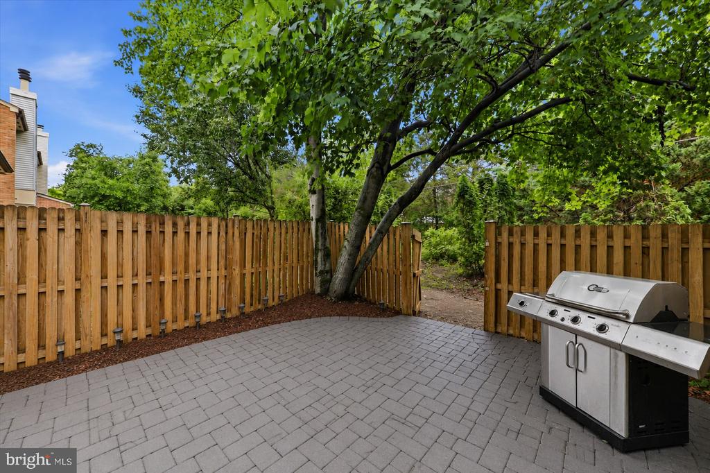 6197 WELLINGTON COMMONS DRIVE