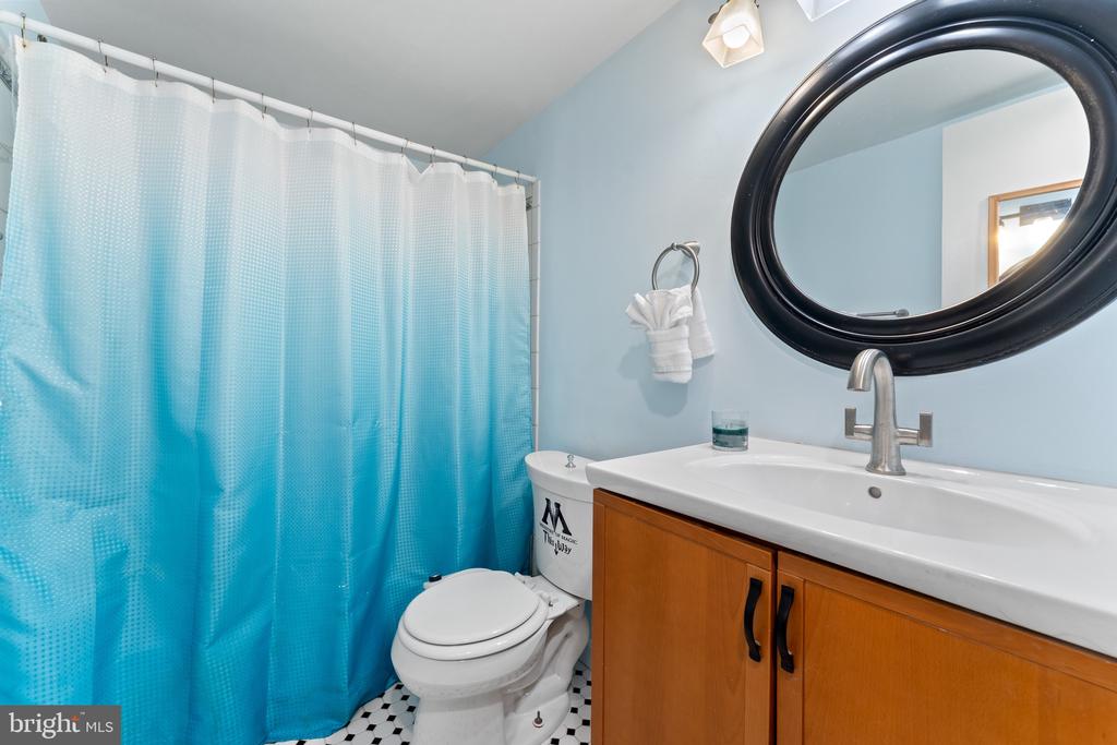 11617 WINDBLUFF COURT 9B