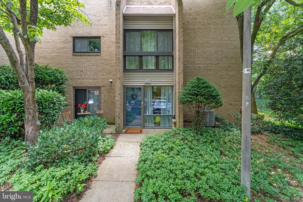 11617 WINDBLUFF COURT 9B