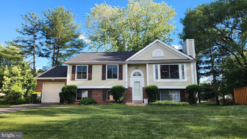 3827 DITTANY COURT