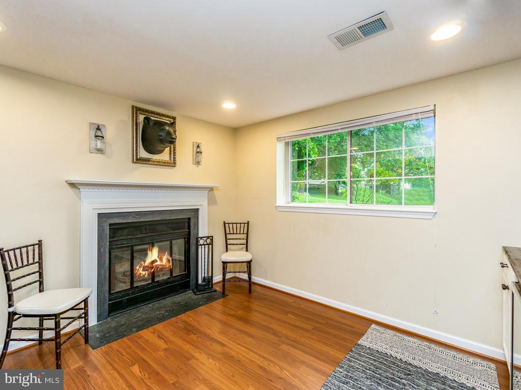 3827 DITTANY COURT