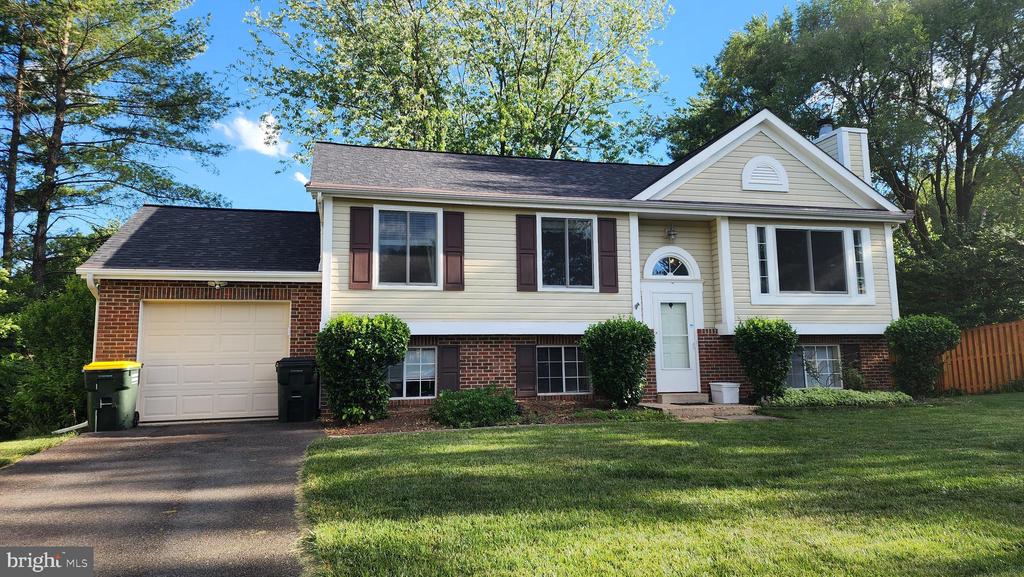 3827 DITTANY COURT
