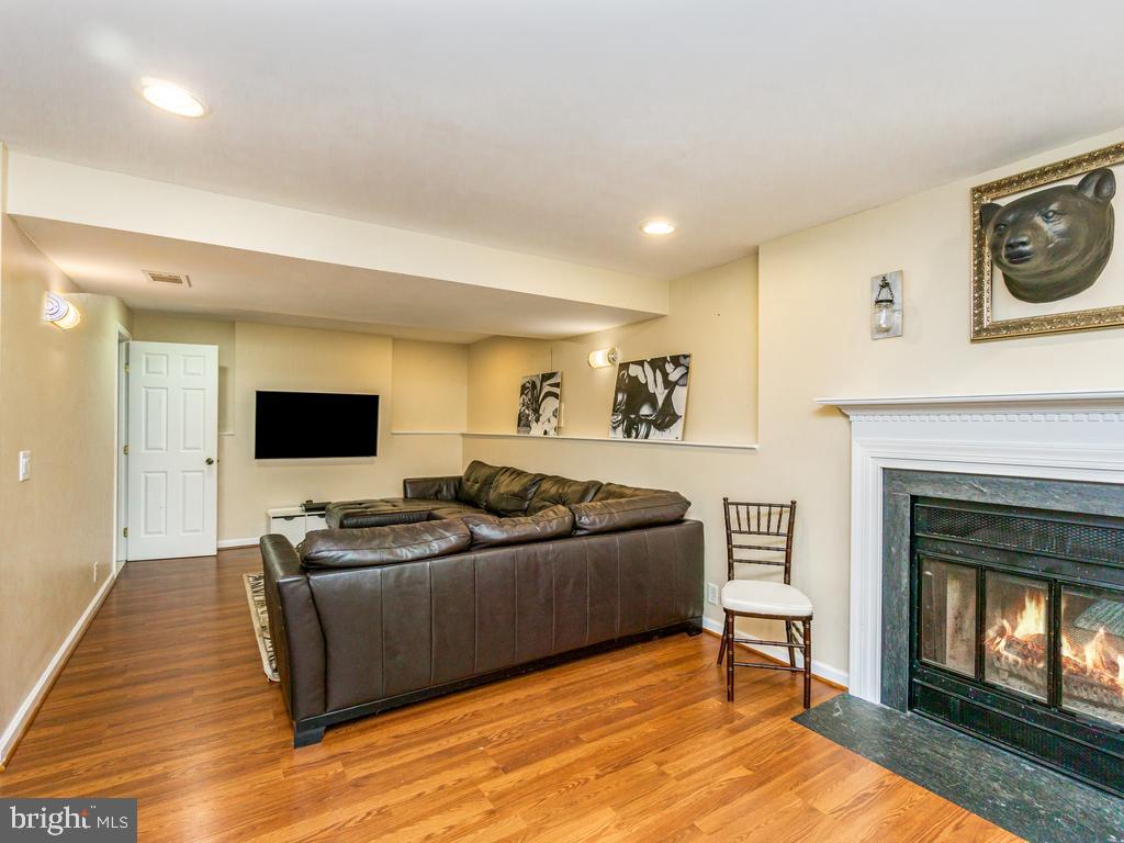 3827 DITTANY COURT