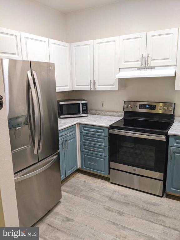 3009 NICOSH CIRCLE 4303