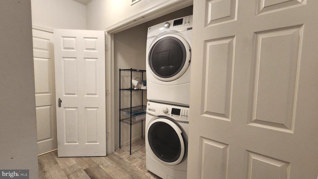 3009 NICOSH CIRCLE 4303