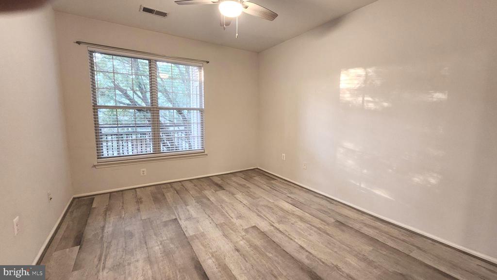 3009 NICOSH CIRCLE 4303