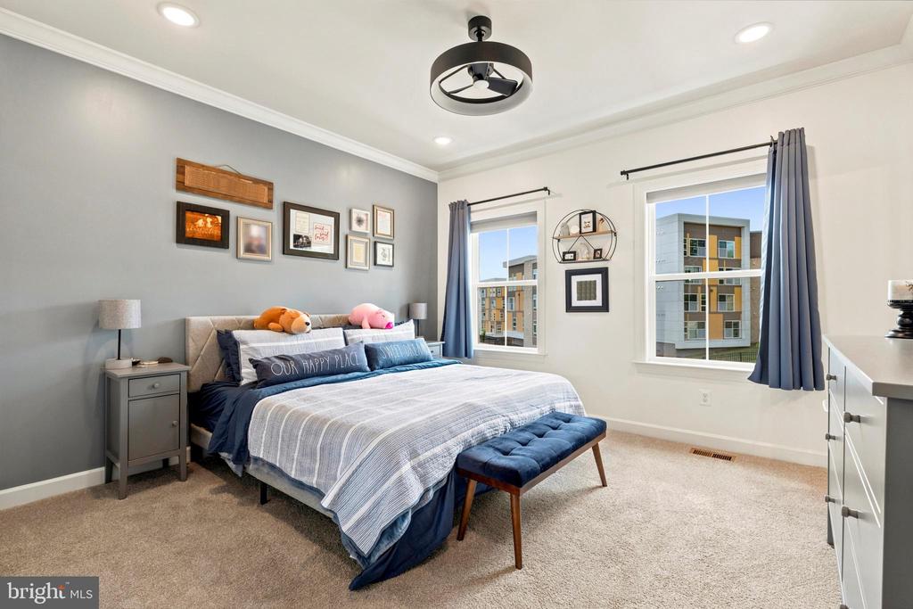 7353 MOUNTAINEER DRIVE
