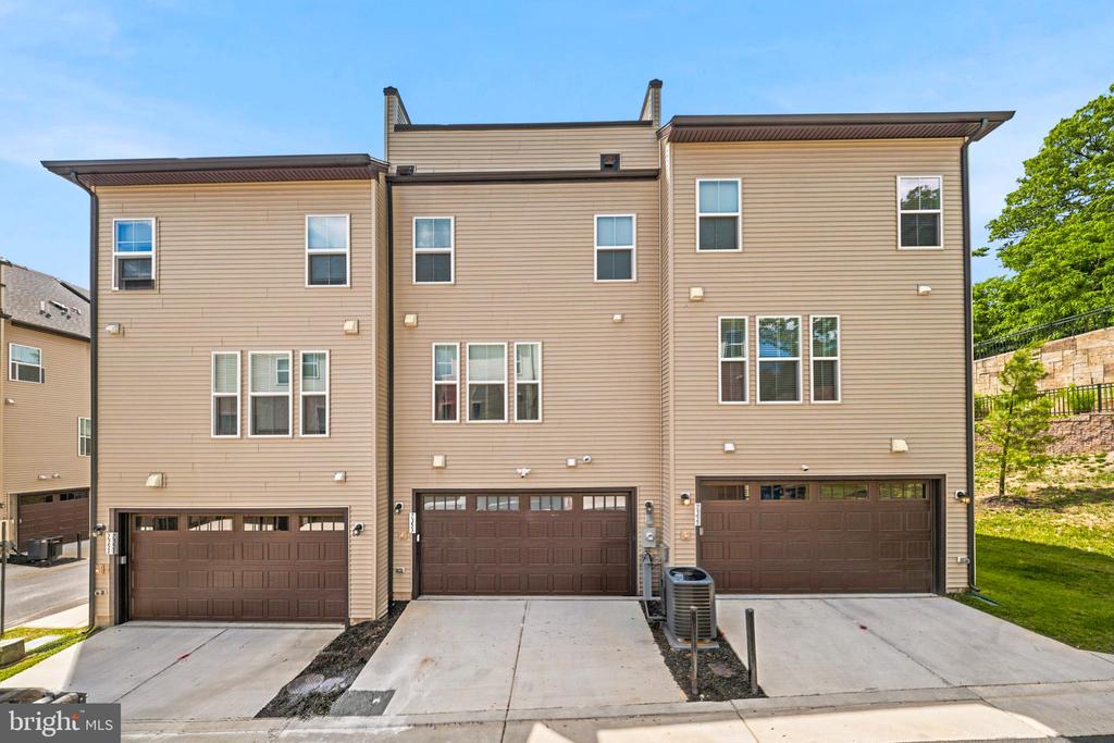 7353 MOUNTAINEER DRIVE