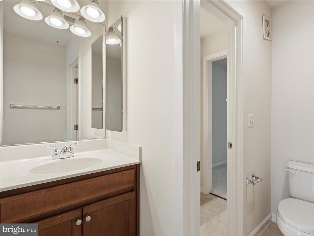 3153 BLUE BARN WAY