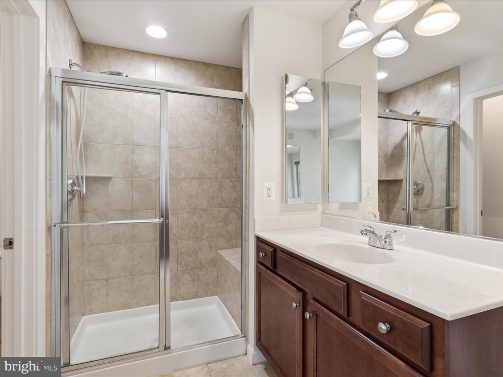 3153 BLUE BARN WAY