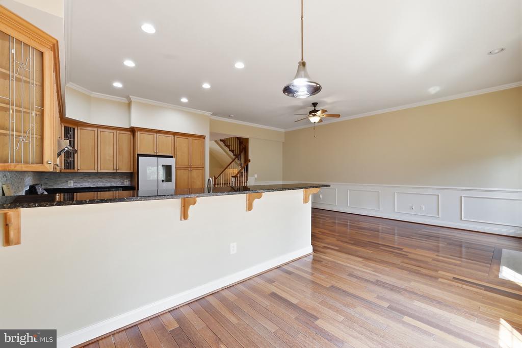 6403 VELLIETY LANE