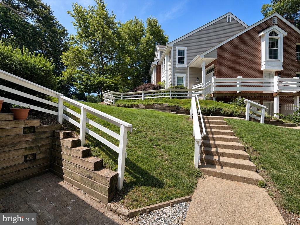 11150 BEAVER TRAIL COURT